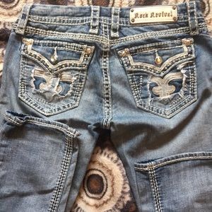 Rock revival straight leg jean